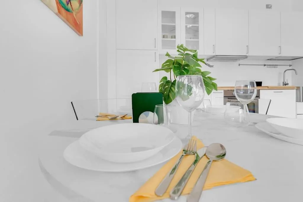 Apartman Yellow Flat Central Milánó